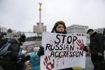 DEMONSTRATION. I Ukraines hovedstad Kijev protesterer borgere mod angrebet på Mariupol. 