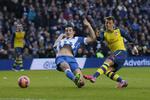 0-2. Med denne scoring bragte Mesut Özil Arsenal foran 2-0 mod Brighton. 