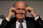 kampvalg. Fifa-præsident Sepp Blatter havde oprindeligt ikke tænkt sig at søge genvalg for femte gang, men den 78-årige ombestemte sig og er nu favorit til endnu en præsidentperiode i forbundet. 