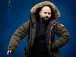 farvefilter. Den danske skuespiller Janus Nabil Bakrawi har en polsk-palæstinensisk baggrund. Han har spillet masser af roller på tv og teater, men der er langt mellem filmrollerne. 