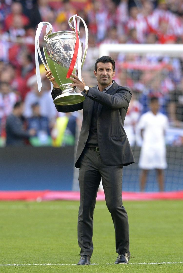 Kandidat. Luis Figo og fir eandre vil vælte Blatter. 