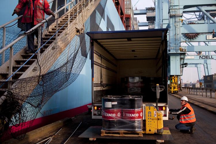 Eksport. Danske DESMI er en af de firmaer, der lykkes med eksport. Pumpefabrikantens produkter finder vej til alt fra store skibe til chokoladindustrien. 