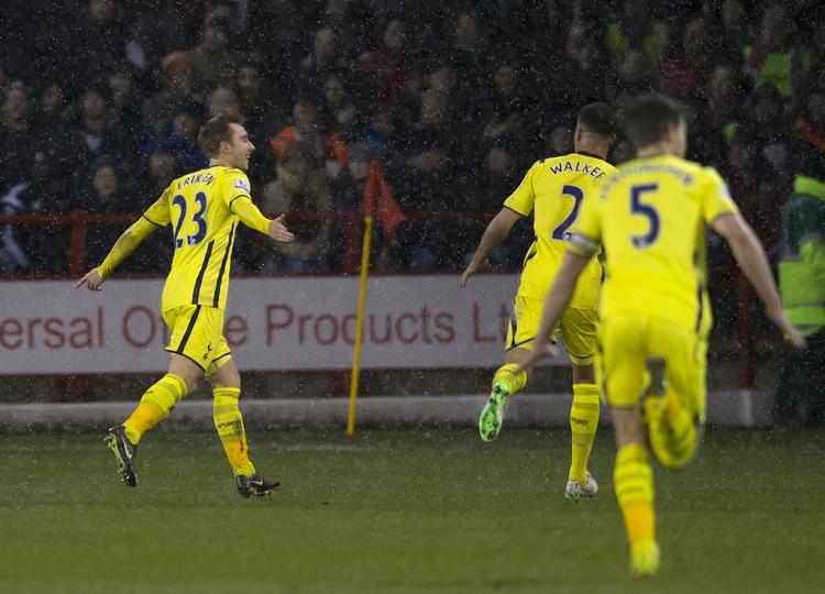 0-1. Med et frispark helt op i det ene målhjørne bragte Christian Eriksen Tottenham foran mod Sheffield United. 