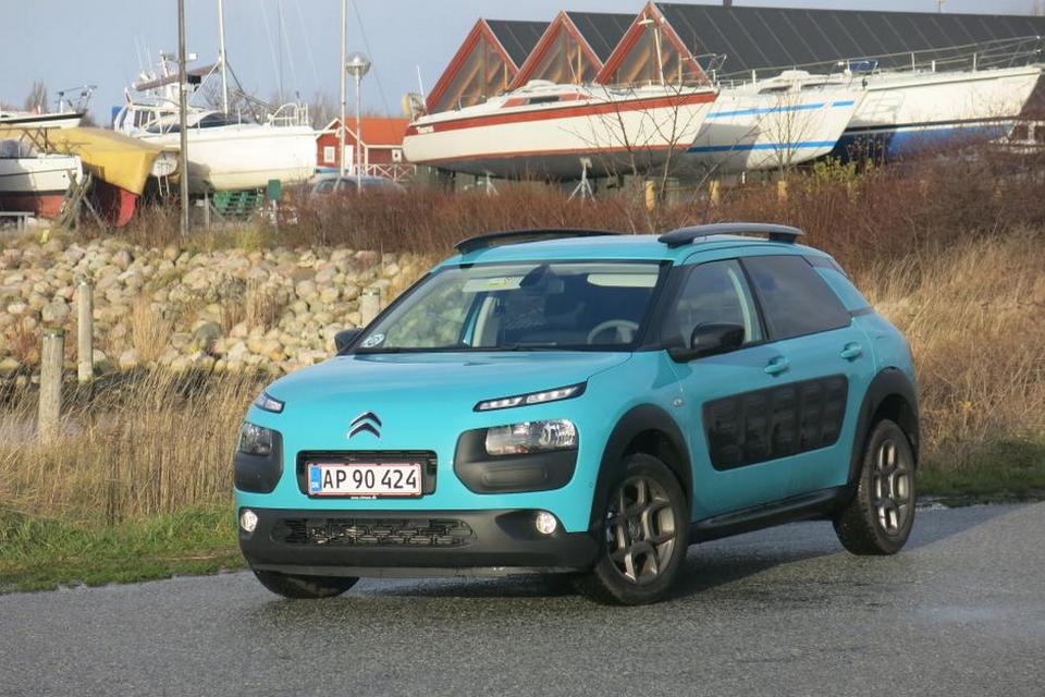 særpræg. De bløde airbumps på dørene betyder, at Citroën C4 Cactus skulle slippe for buler og skrammer. Foto: Allan Graubæk 