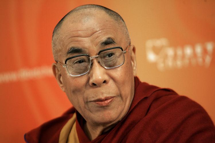 Internationalt. Dalai Lama skal torsdag tale i Washington, og i næste uge ankommer han til Danmark. 