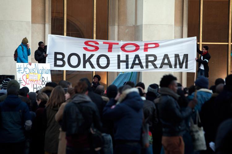 MODSTAND. Den afrikanske union (AU) besluttede i går at samle en styrke på 7.500 soldater. 