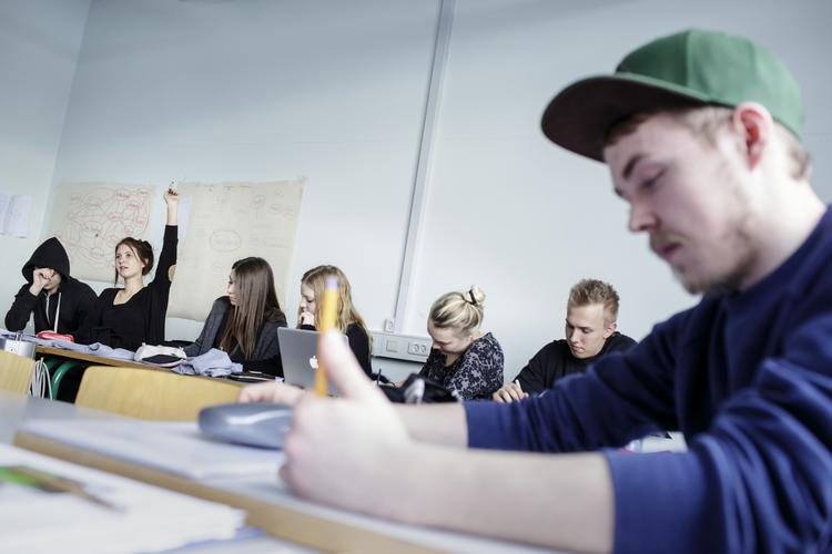 Krav. Karakterkrav rammer HF og erhvervsuddannelser hårdest - her elever på HF-Centret Efterslægten. 