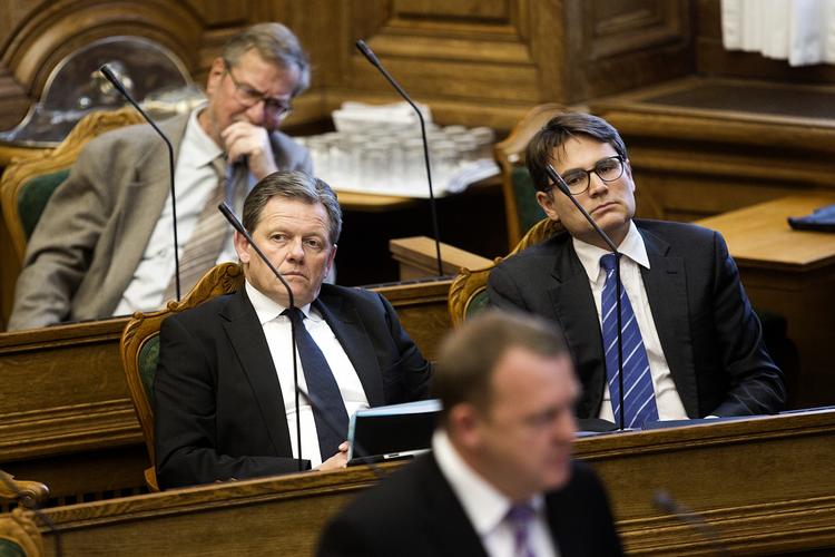 UENIGE. De konservative vil ikke være med til Lars Løkke Rasmussens (V) bløde udgave af nulvækst. 