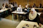 HF. Her på HF-Centret Efterslægten var mere end hver femte ikke kommet ind, hvis de skulle have et snit på over 4 i dansk og matematik. 