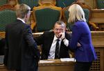 DUEL. Tonen i debatten mellem Lars Løkke Rasmussen (V) og Helle Thorning-Schmidt (S) var yderst spids under dagens spørgetime med statsministeren. 