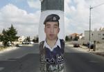 Helt. Den unge jagerpilot Muath al-Kasaesbeh bliver set som en helt i Jordan, selv om landets deltagelse i bombetogterne mod Islamisk Stat ikke er meget populære blandt landets befolkning. 