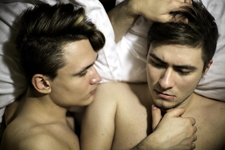 UVIDENHED. Homoseksuelles trivsel og sundhed skal undersøges bedre, mener både Sundhedsstyrelsen, LGBT Danmark og professorer bag en ny undersøgelse, der viser markant forskel på trivslen blandt homo- og heteroseksuelle. (arkivfoto) 