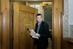 MÆGLER. Socialdemokraternes gruppeformand Leif Lahn Jensen skal i dag forsøge at holde styr på partifæller fra Udkantsdanmark, der er imod regeringens linje i sag om statsgaranti til Christiania. 
