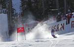 NEDTUR. Bode Miller viste, at han ikke har rutine fra denne sæson, og det gik galt, da han ramte en port for hårdt. 