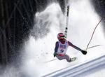 Heldig. Miller var på vej mod bedste tid og måske en medalje, da han kom for tæt på en port. 