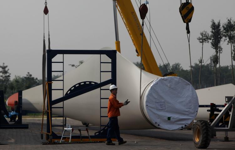 regnskab. Vindmølleeventyr i Kina blæser forbi Vestas, som er klar med årsregnskab. 