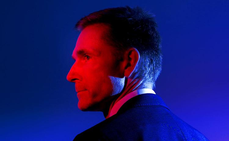 Kristian Thulesen Dahl oplever noget nyt som DF-formand. At der er uro på bagsmækken. 