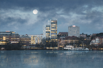 Søtårn. Med 18 etager er det høje af to boligtårne i Alviks Tårn netop indviet i Stockholm. 