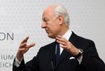 Forhandler. FN's udsending i Syrien, Staffan de Mistura, prøver i første omgang at få en våbenhvile i stand i Syriens næststørste by, Aleppo. 