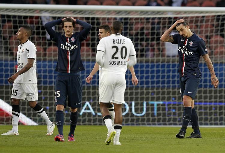 Uha. Foran 2-0 på hjemmebane mod Caen gik det alligevel galt for Paris Saint-Germain, der lukkede to mål ind i kampens absolut sidste minutter. 