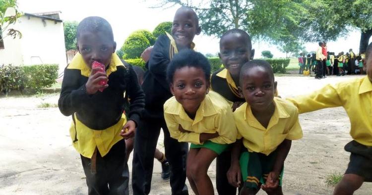 Skolehjælp. Eleverne på Mtembeni-skolen i Welverdiend er ivrige efter at lære. 