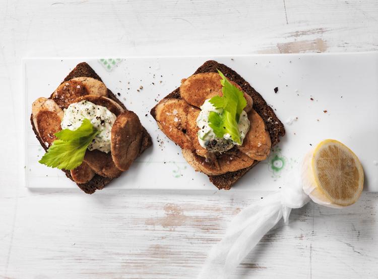 Deller. Der er stor søndagsfrokost i Bella Center i weekenden, bl.a. med servering fra Hahnemanns Køkken. 