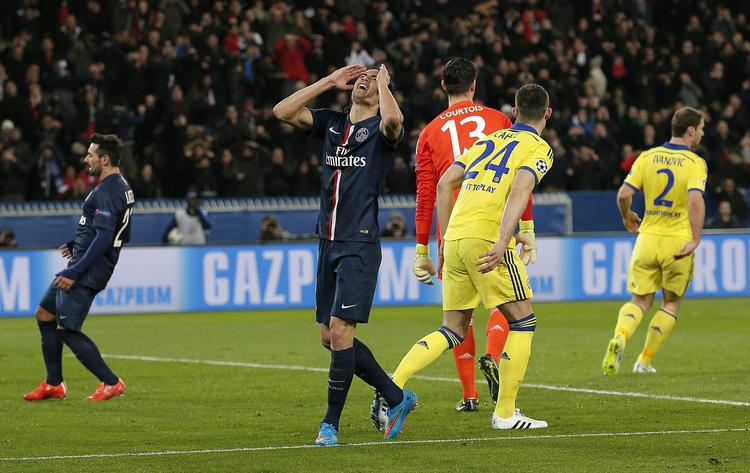 Heldigt? John Terry (th) var med i Chelseas føringsmål, som Ivanovic scorede, men i defensiven var målmand Courtois manden, der overstrålede resten af holdet. 