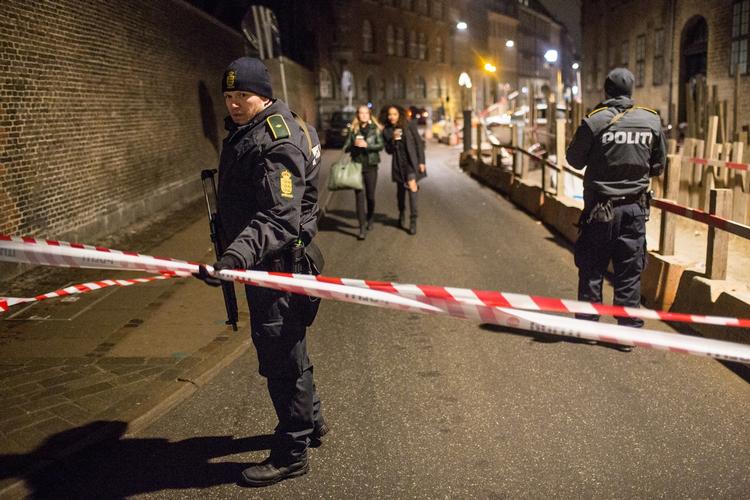 Travlt. Vi har brugt de sociale medier til at følge med i nyhedsudviklingen, til at få afløb for vrede og afmagt og til at sende tak til politiet og sympati til de ramte. 