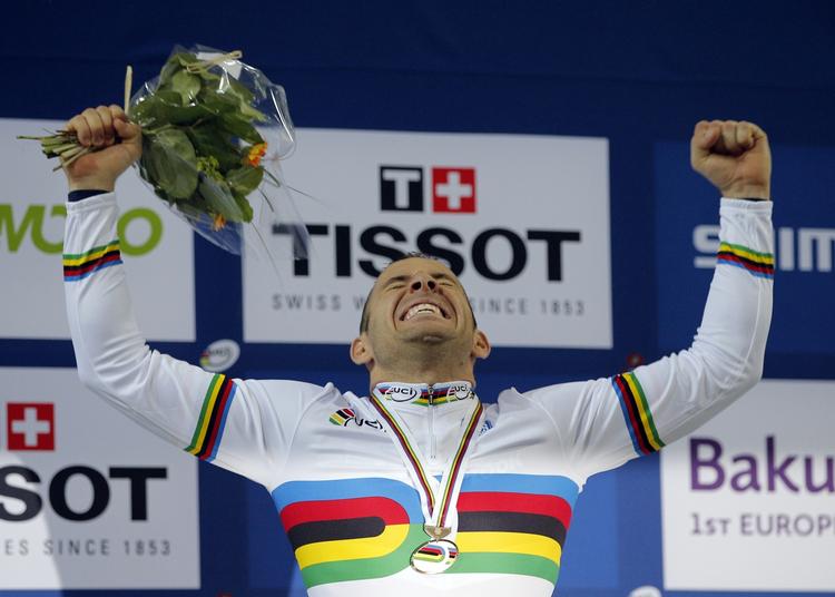 Gylden. Francois Pervis er femdobbelt verdensmester. Titlerne er vundet i tre forskellige discipliner. 