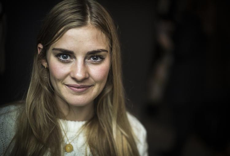 Steppeulven. Marie Tourell Søderberg er i øjeblikket aktuel i Ole Christian Madsens film. 