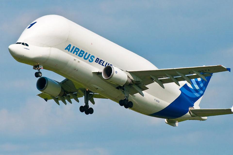 Flyvende hval. Et fragtfly fra Airbus i luften. Fem nye kommer til frem mod 2020, og de bygges ud fra Airbus' A330-model. FOTO: Daspaddy, flickr/Creative Commons 