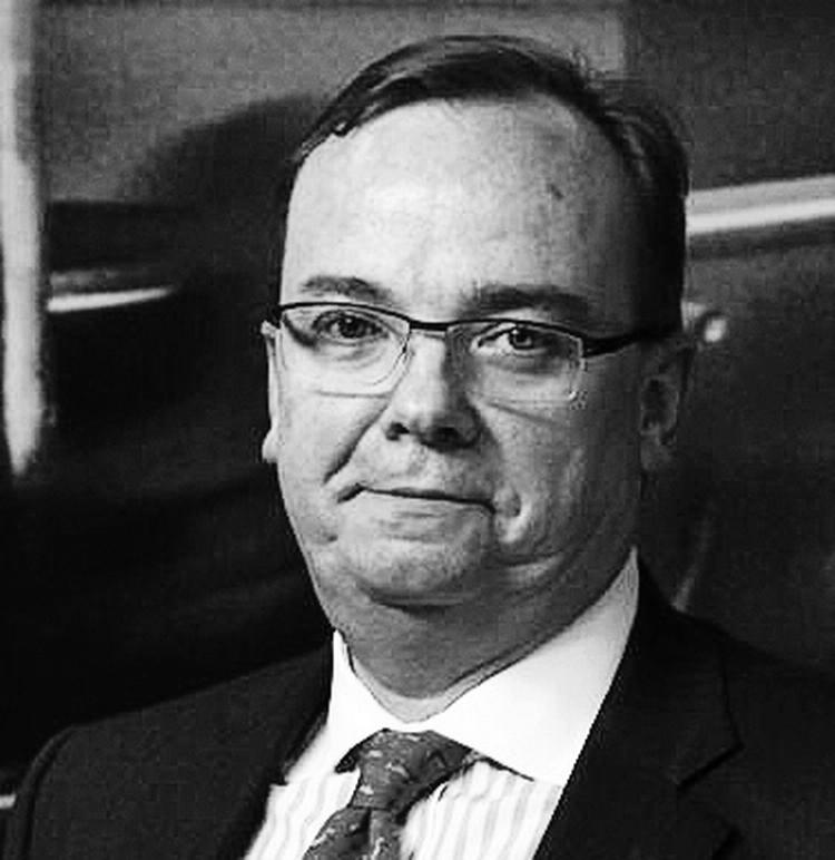 HSBC's administrerende direktør siden 2011, Stuart Gulliver, bliver nu med sin personlige formue rodet ind i Swissleaks-skandalen 