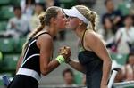 RIVALVENNER. Victortia Azarenka (nr. 48) og Caroline Wozniacki (5) har begge været nr. 1 - og det vil de meget gerne være igen. 