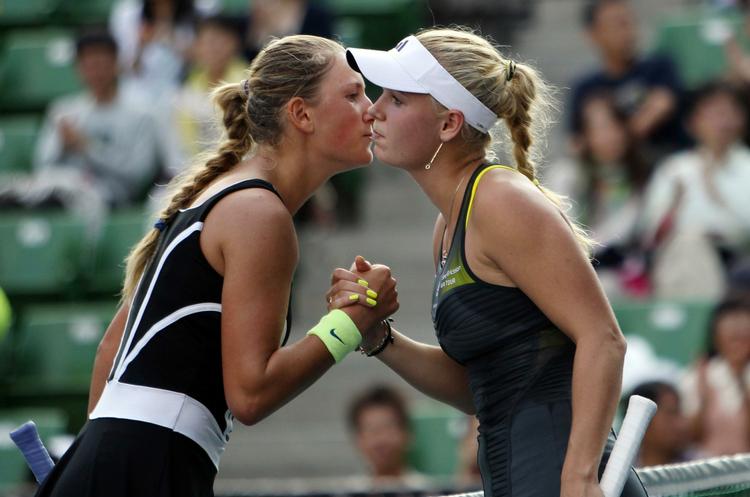 RIVALVENNER. Victortia Azarenka (nr. 48) og Caroline Wozniacki (5) har begge været nr. 1 - og det vil de meget gerne være igen. 