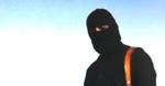 GIDSELDRAB. Islamisk Stats bøddel optræder på adskillige drabsvideoer. Nu menes han at være identificeret som en britisk-kuwaitisk computerprogrammør. 