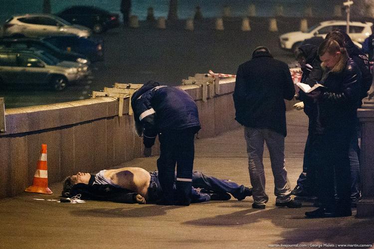Drab. Boris Nemtsov blev skudt og dræbt i nærheden af Kreml. 