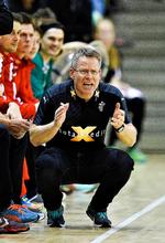 analyser. Danmarks landstræner, Gudmundur Gudmundsson, ser ingen grund til at skifte ud på landsholdet, som han mener er inde i en positiv udvikling. Arkivfoto: Ernst van Norde 