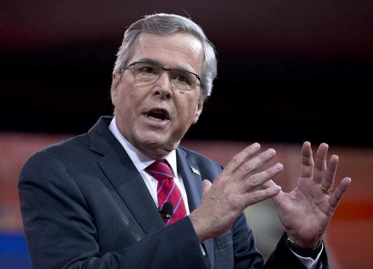 Dumpet. Jeb Bush er ikke udpræget populær blandt de konservative græsrødder i det republikanske parti. Alligevel er han favorit til at blive partiets præsidentkandidat. 