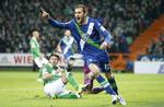 TOPSCORER. Meget få har i 2015 scoret flere mål end Bas Dost, der igen i dag lavede et par stykker for Wolfsburg mod Werder Bremen. 