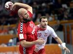 STOPPET. Trods en russisk føring på tre mål til Konstantin Igropulo blev det polsk sejr i optakten til Danmarks kamp. 