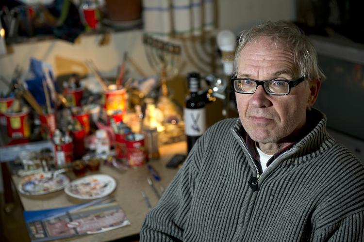 Sikkerhed. Tegneren Lars Vilks vil igen deltage ved et debatarrangement efter skudattentatet på Østerbro. 