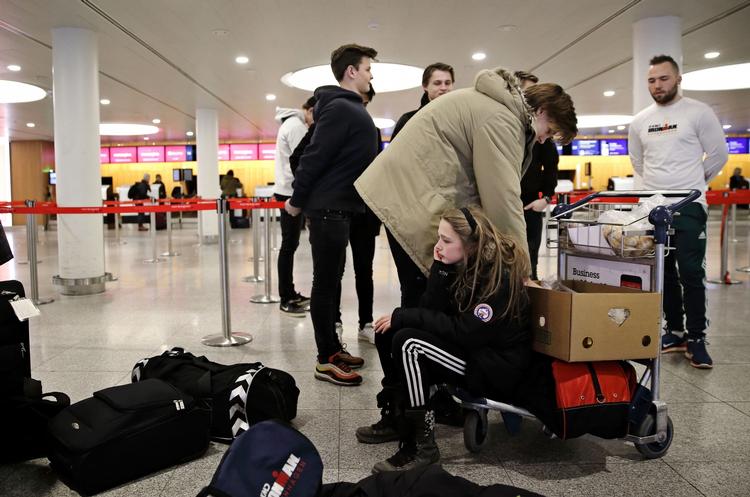 Ventetid. En strejke hos flyselskabet Norwegian betyder, at passagerer må væbne sig med tålmodighed i lufthavnen. 