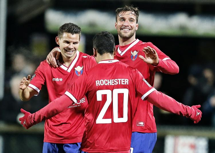 MÅLSCORERE. FC Vestsjællands mål mod Brønshøj blev scoret af Marc Dal Hende (tv.) og Apostolos Vellios (th.). 