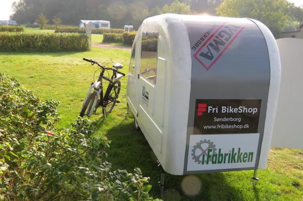 BREDDE. Campingvognen er kun en meter bred. 