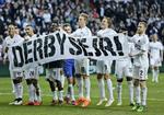 Superligafodbold. FCK's Mathias Zanka Jørgensen, Youssef Toutouh, Thomas Delaney, Nicolai Jørgensen, Ludvig Augustinsson, Danny Amankwaa og Tom Høgli med et banner efter sejren over Brøndby i Parken. 