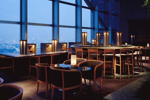 Tokyo. The Peak Bar på Park Hyatt. 