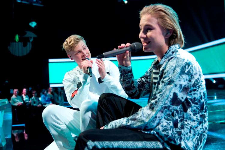 Charmetrolde. Thor (forrest) og Anthon smelter pigehjerter fredag efter fredag i 'X Factor', når de giver den som Citybois. 