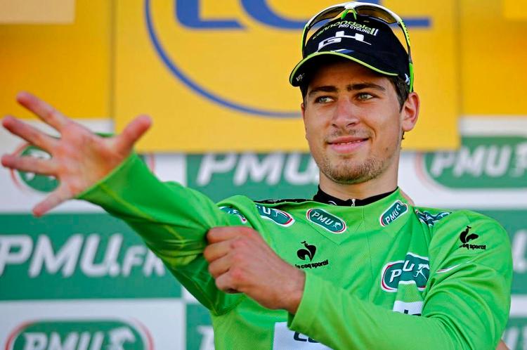 AFSLUTTER. Peter Sagan ifører sigTour de Frances pointtrøje sidste år.Slovakken ventes at blive et stort aktiv for Tinkoff-Saxo i forårsklassikerne. 