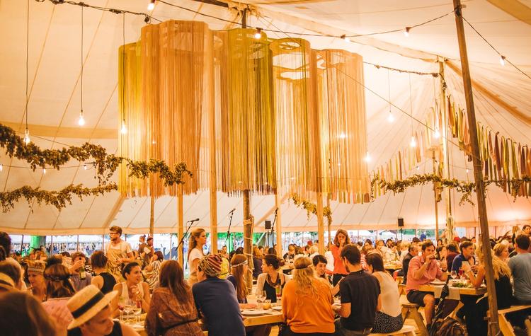 Telthygge. Open Air Academy har hentet inspiration fra den britiske Wilderness Festival. 