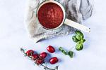 Blend. Alle ingredienser blendes uden kogning. 